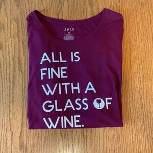 Ladies Apt.9 T-Shirt, Size XL.